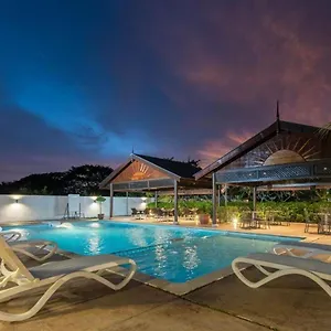 Riverra Langkawi 2*, Kuah Malaysia